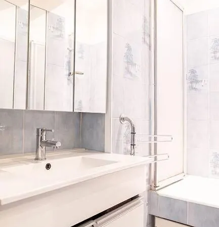 15th Arrondissement Chic Urban Retreat Paris